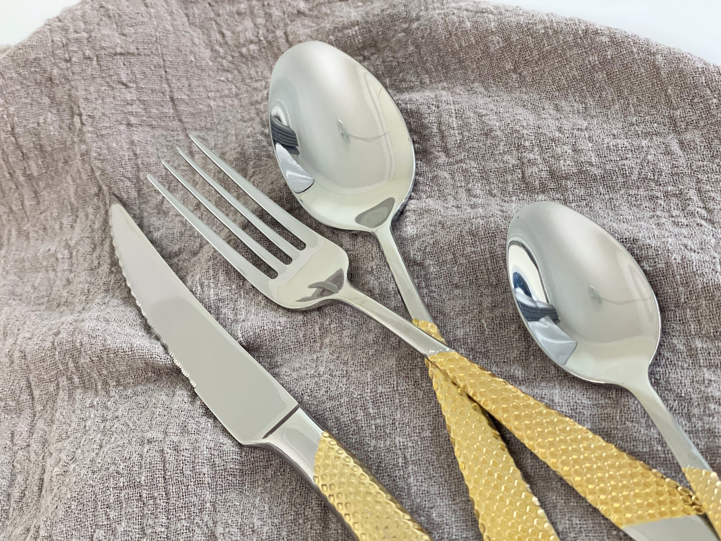 High quality Cutlery with real gold handle