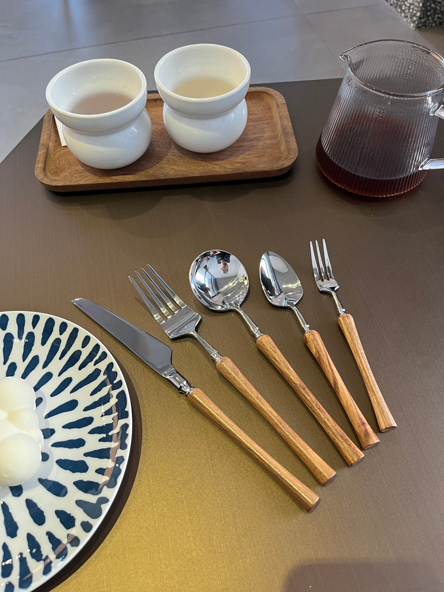 Dinner fork Round spoon knife with wood handles