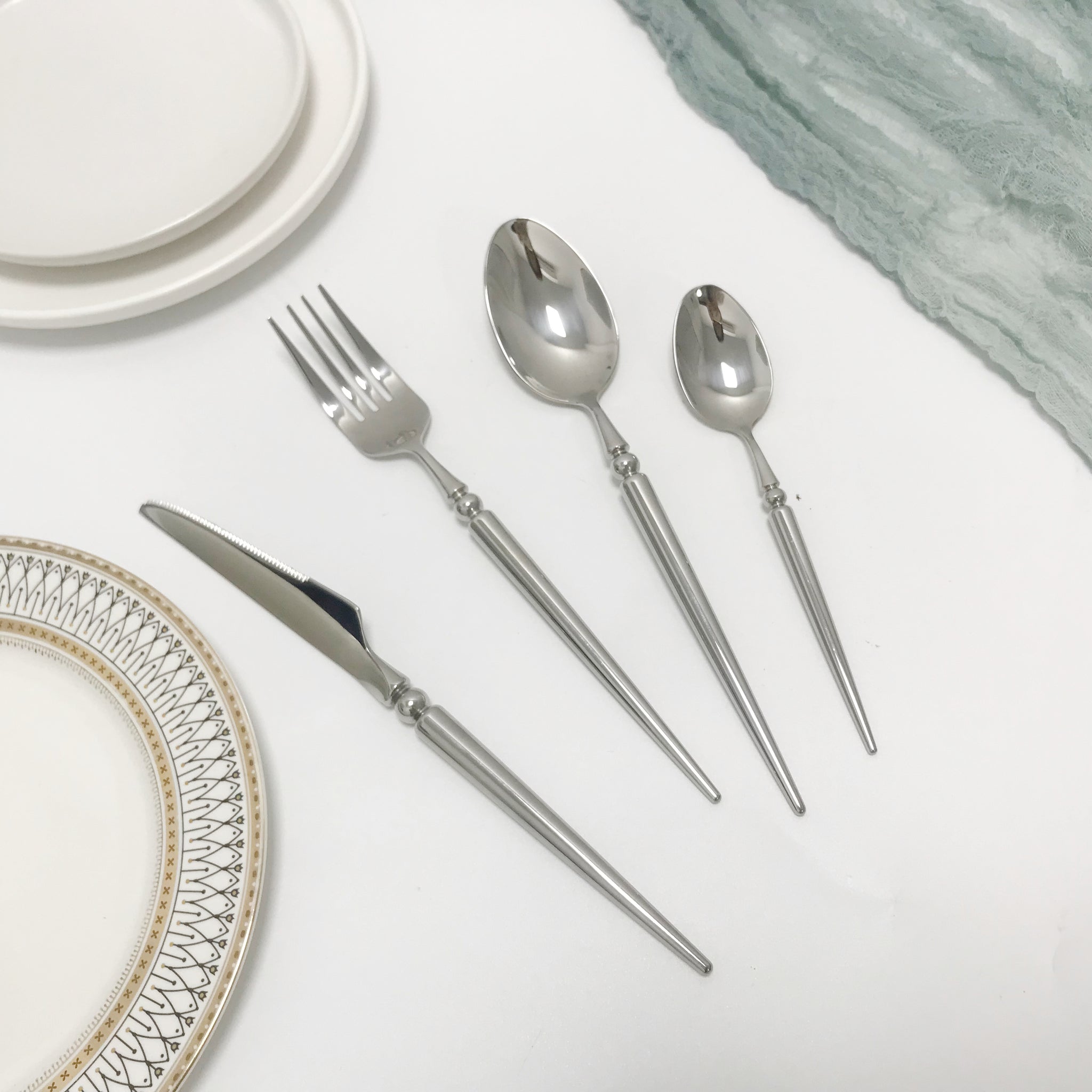Elegant modern 18/0 Cutlery set