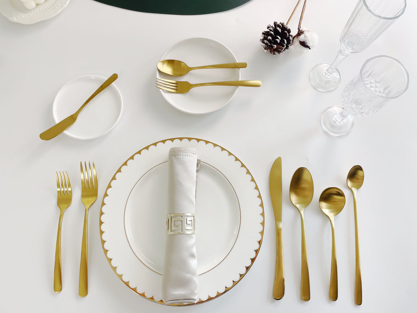 Flatware for hotel using
