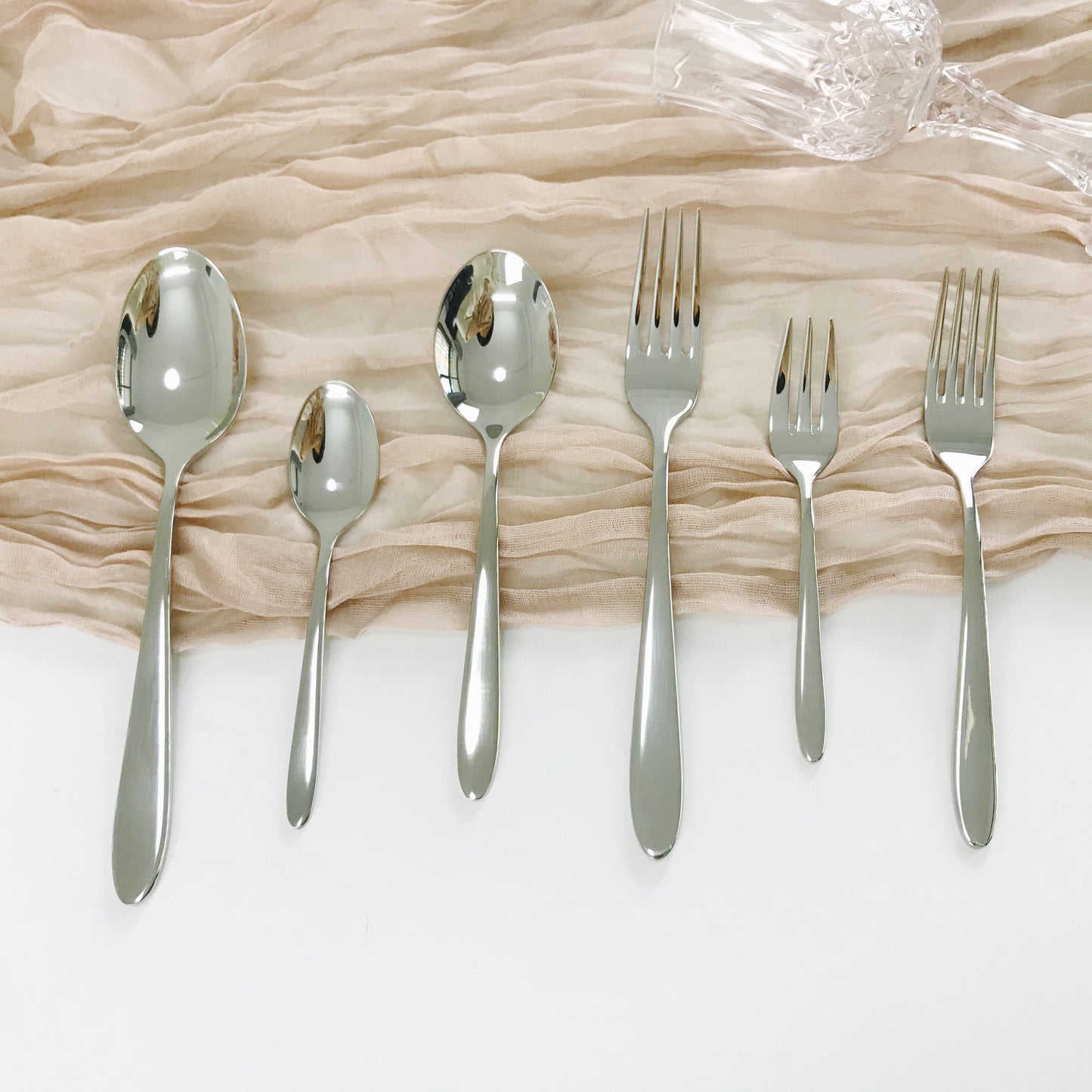 Macaron 8-piece Flatware set