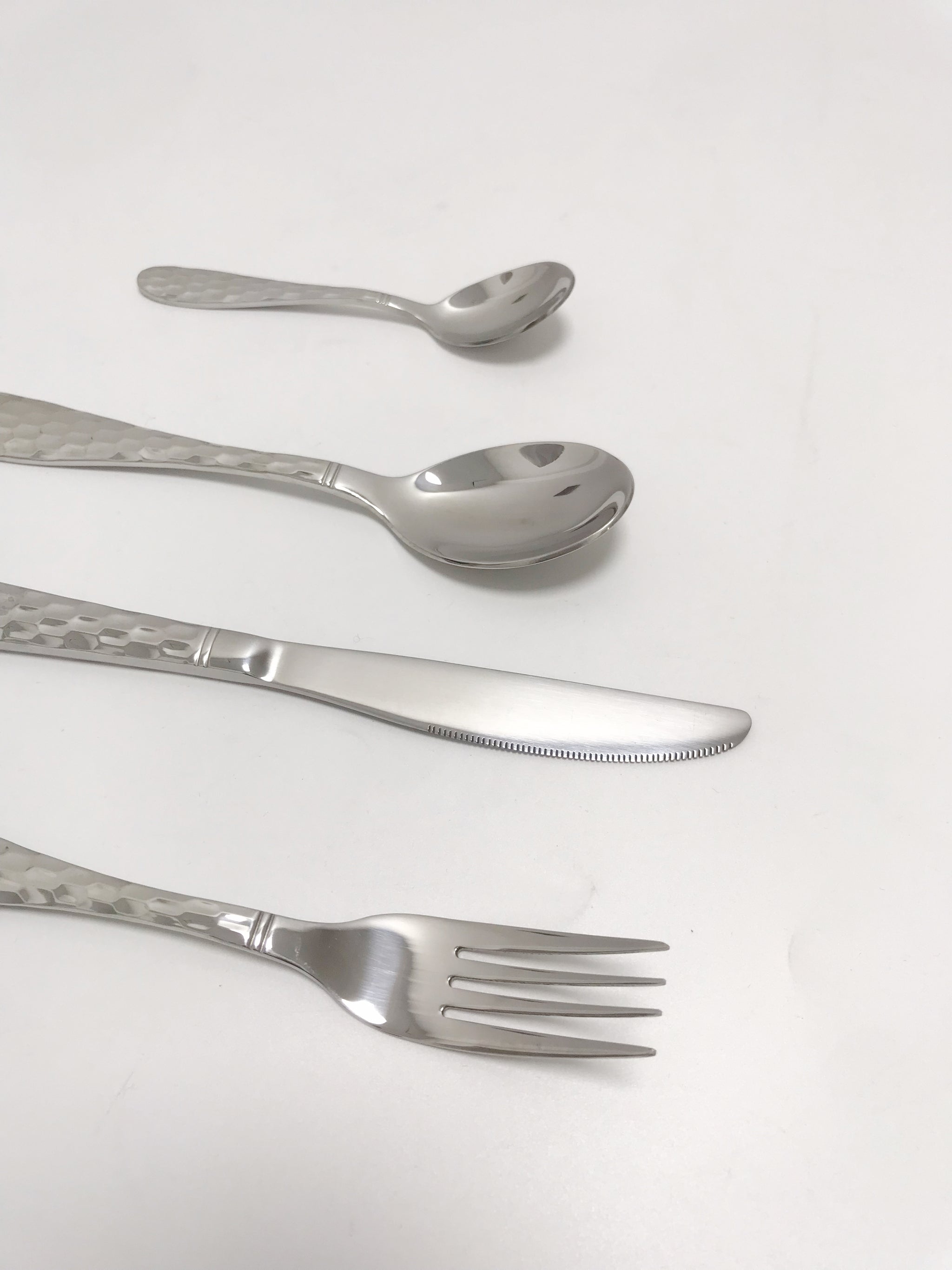 Durable and Sustainable Silver Dinnerware