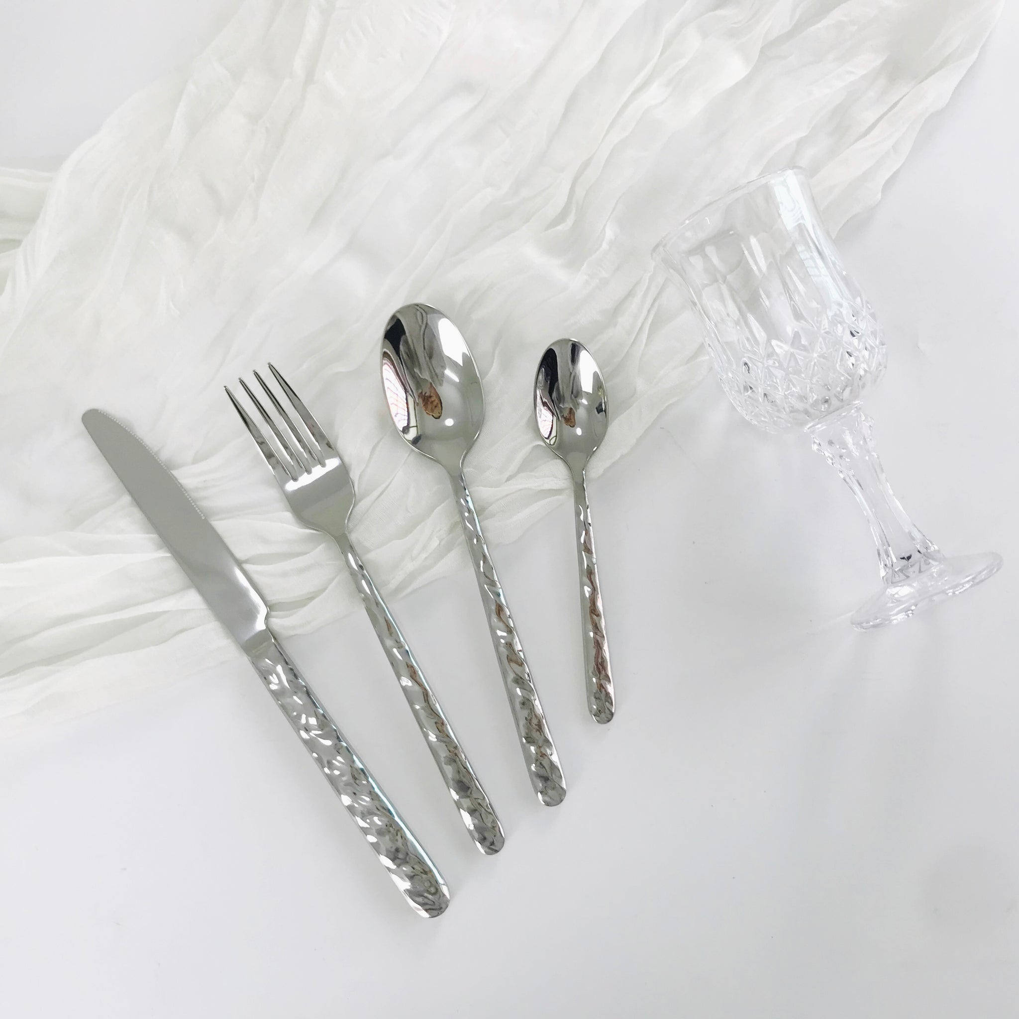 18/10 Mirror polish silver cutlery set