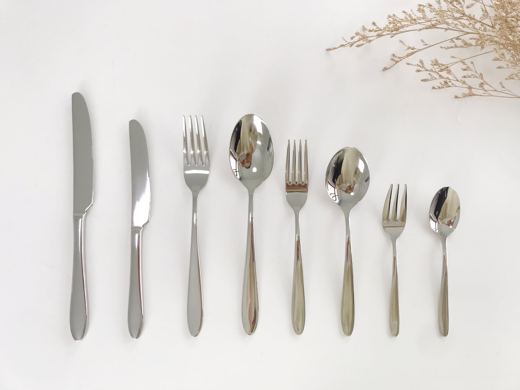 Macaron 8-piece Flatware set