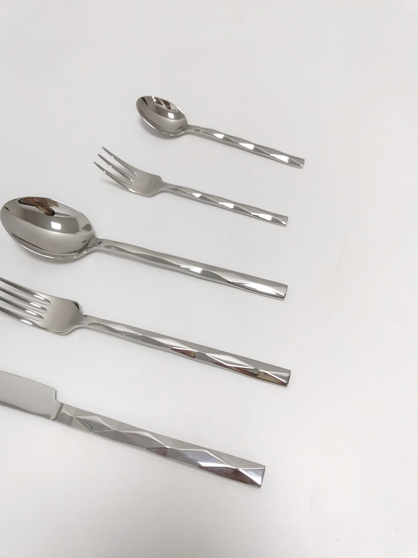 Exquisite high-grade Flatware with rhombus handles