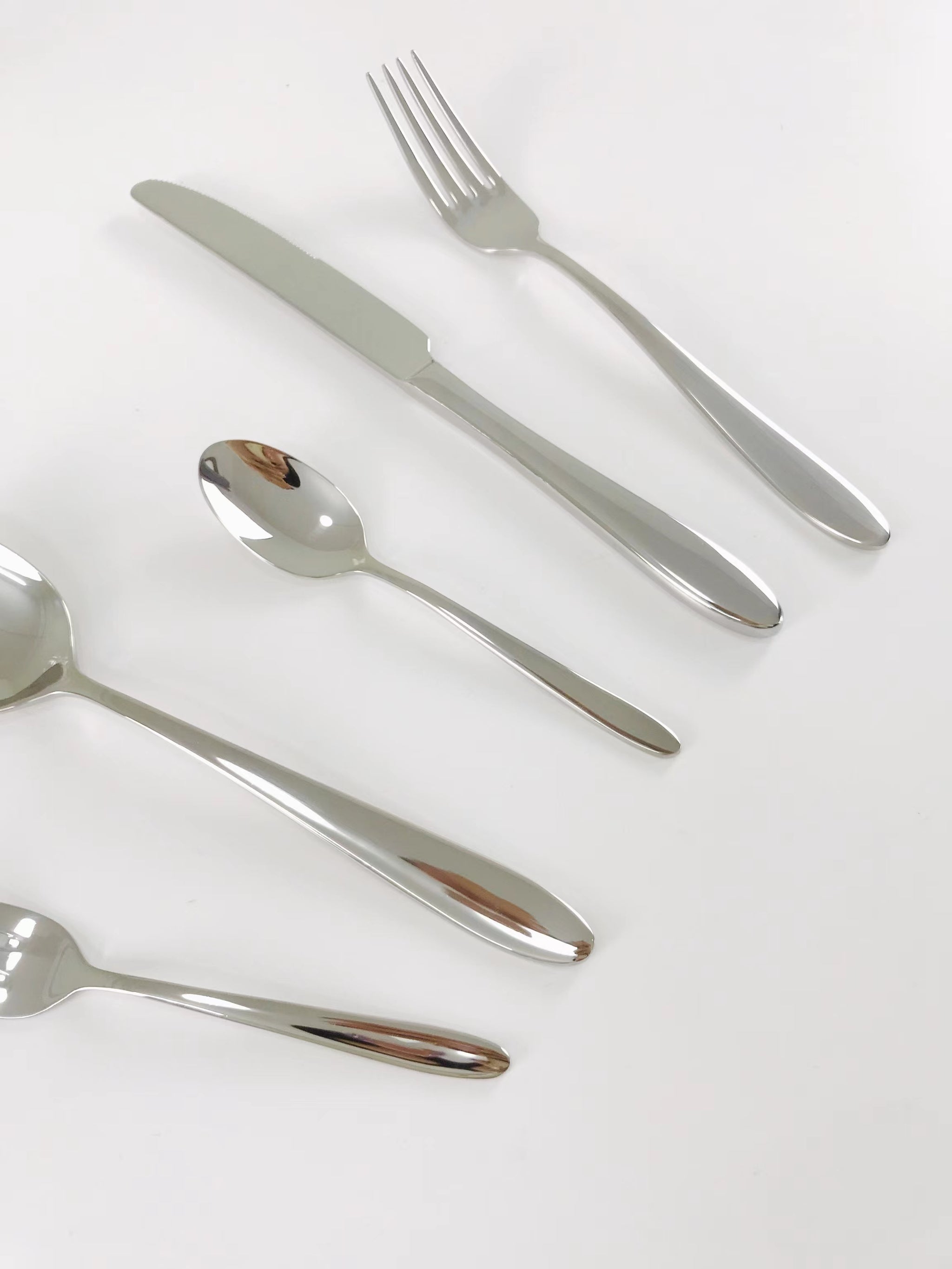 Macaron 8-piece Flatware set
